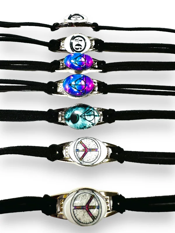 women thin bracelets -Suede and glass Design Bracelet