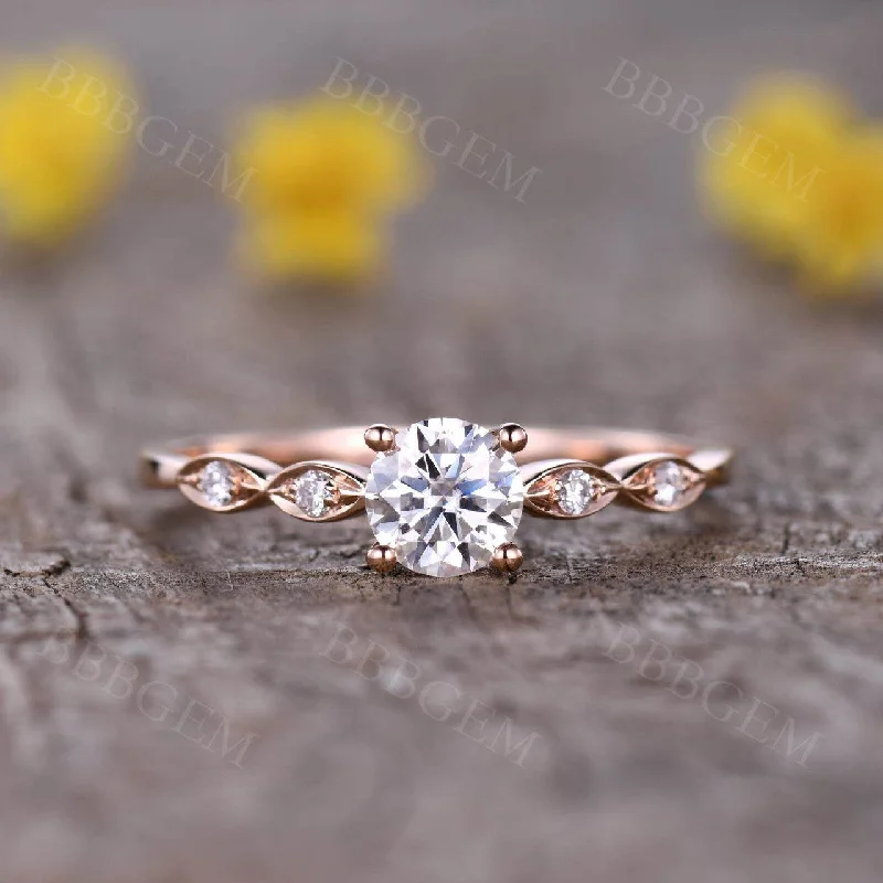 women men’s solitaire engagement rings -5mm Round Cut CZ Engagement ring Rose Gold Plated Simple and Classic Bridal Ring